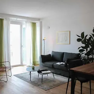 https://grani-2-by-the-ferries.it-tuscanyhotel.com