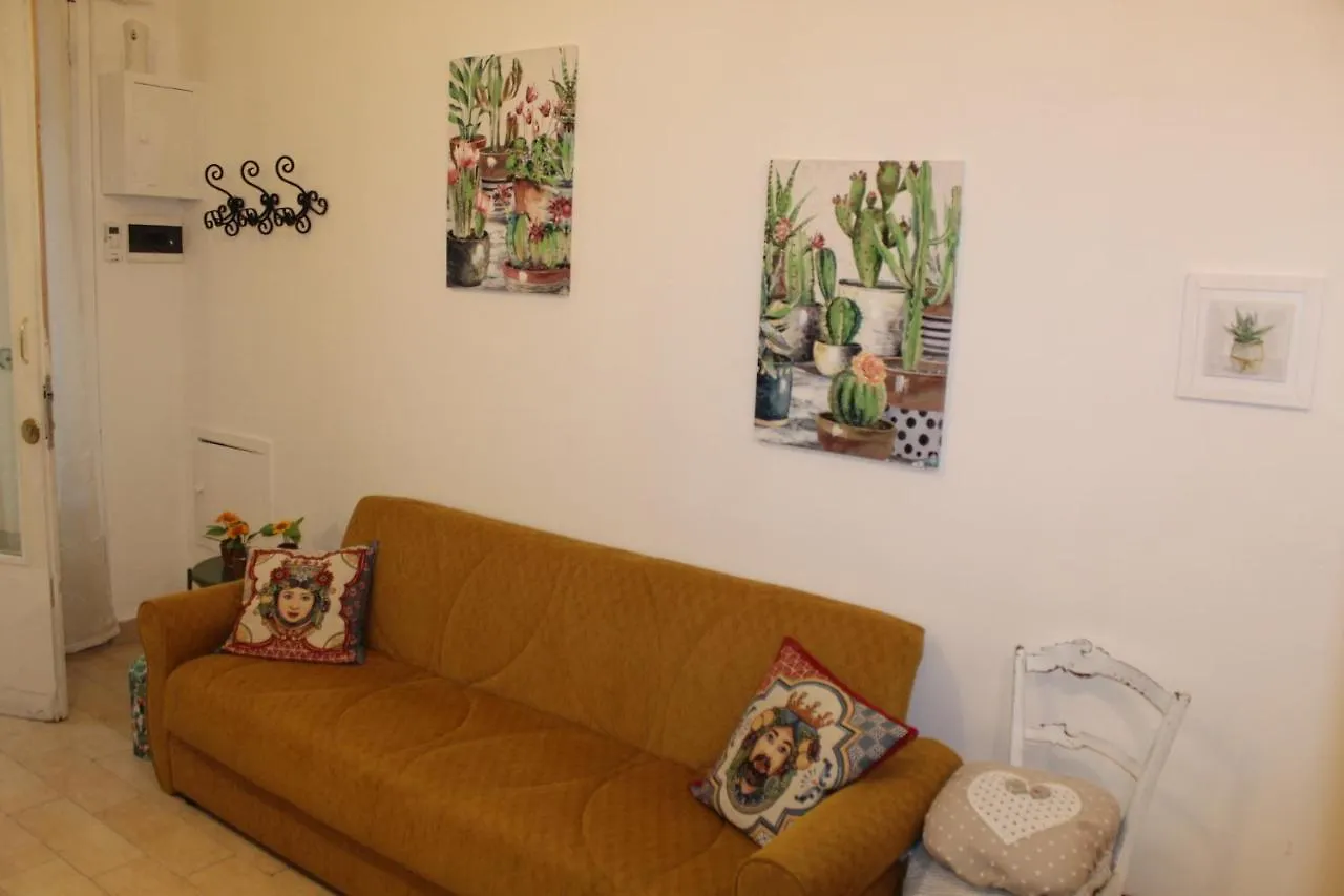 Holiday home La Siciliana-Di Fronte La Cattedrale Villa Palermo Italy