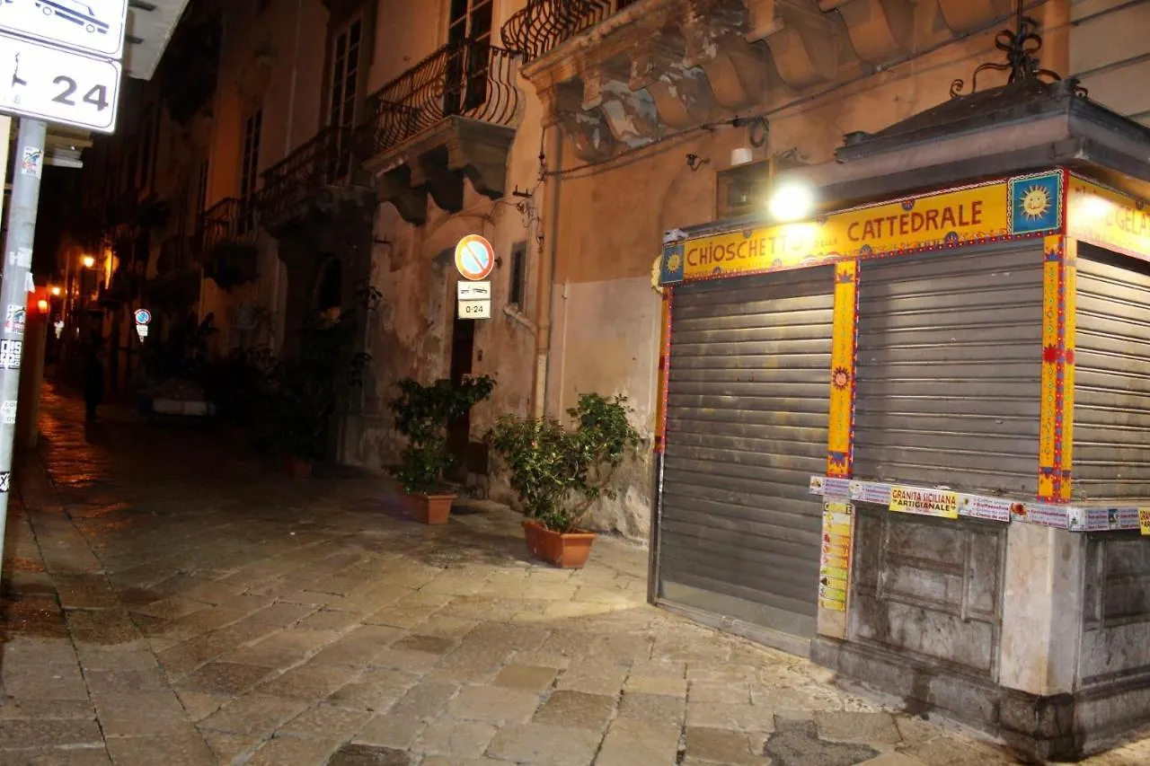 Holiday home La Siciliana-Di Fronte La Cattedrale Villa Palermo