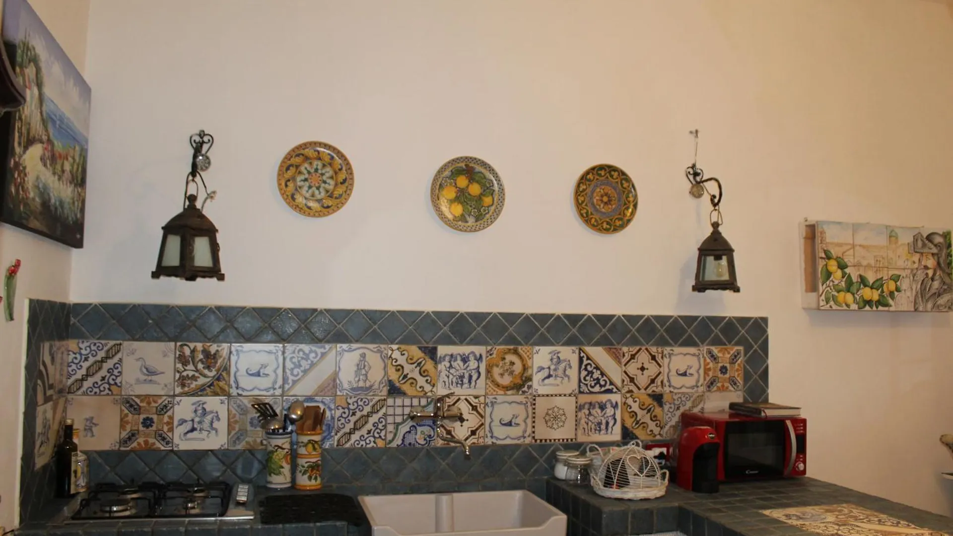 La Siciliana-Di Fronte La Cattedrale Vila Palermo Itália