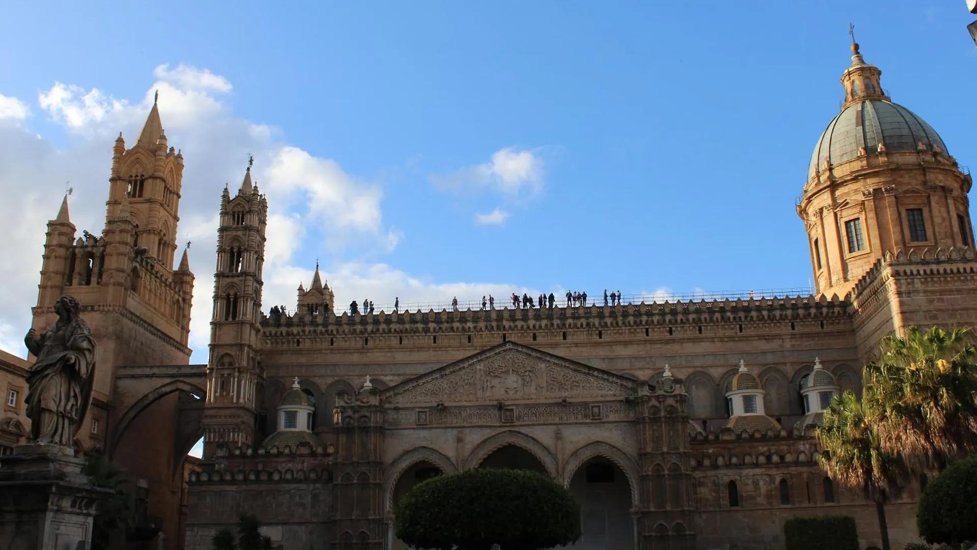 Casa de Férias La Siciliana-Di Fronte La Cattedrale Vila Palermo Itália