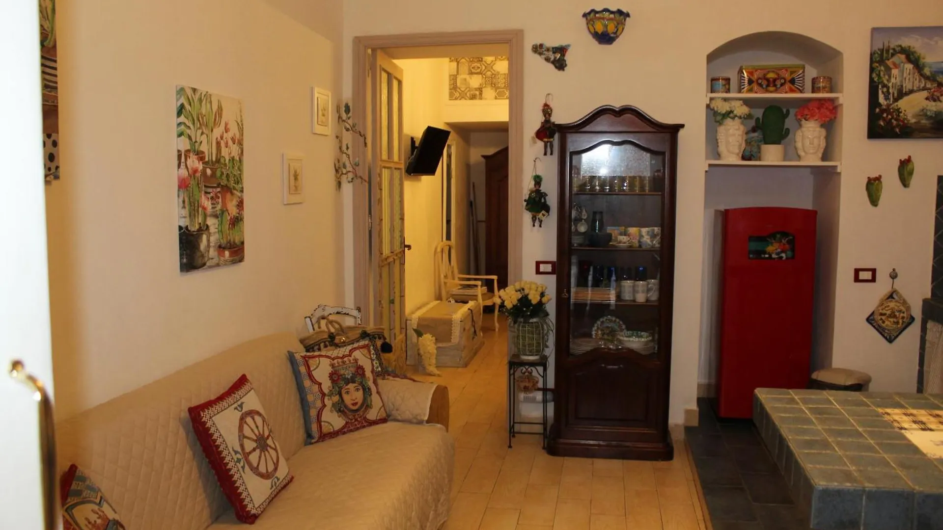 Casa de Férias La Siciliana-Di Fronte La Cattedrale Vila Palermo